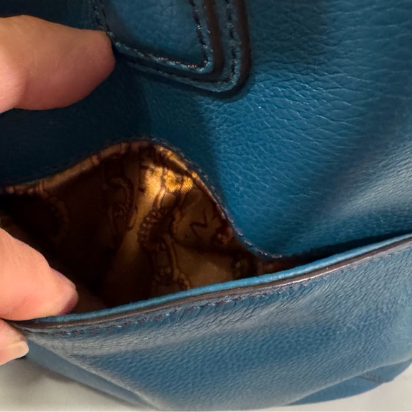 Tignanello Teal Blue Leather Shoulder Handbag - Picture 7 of 9